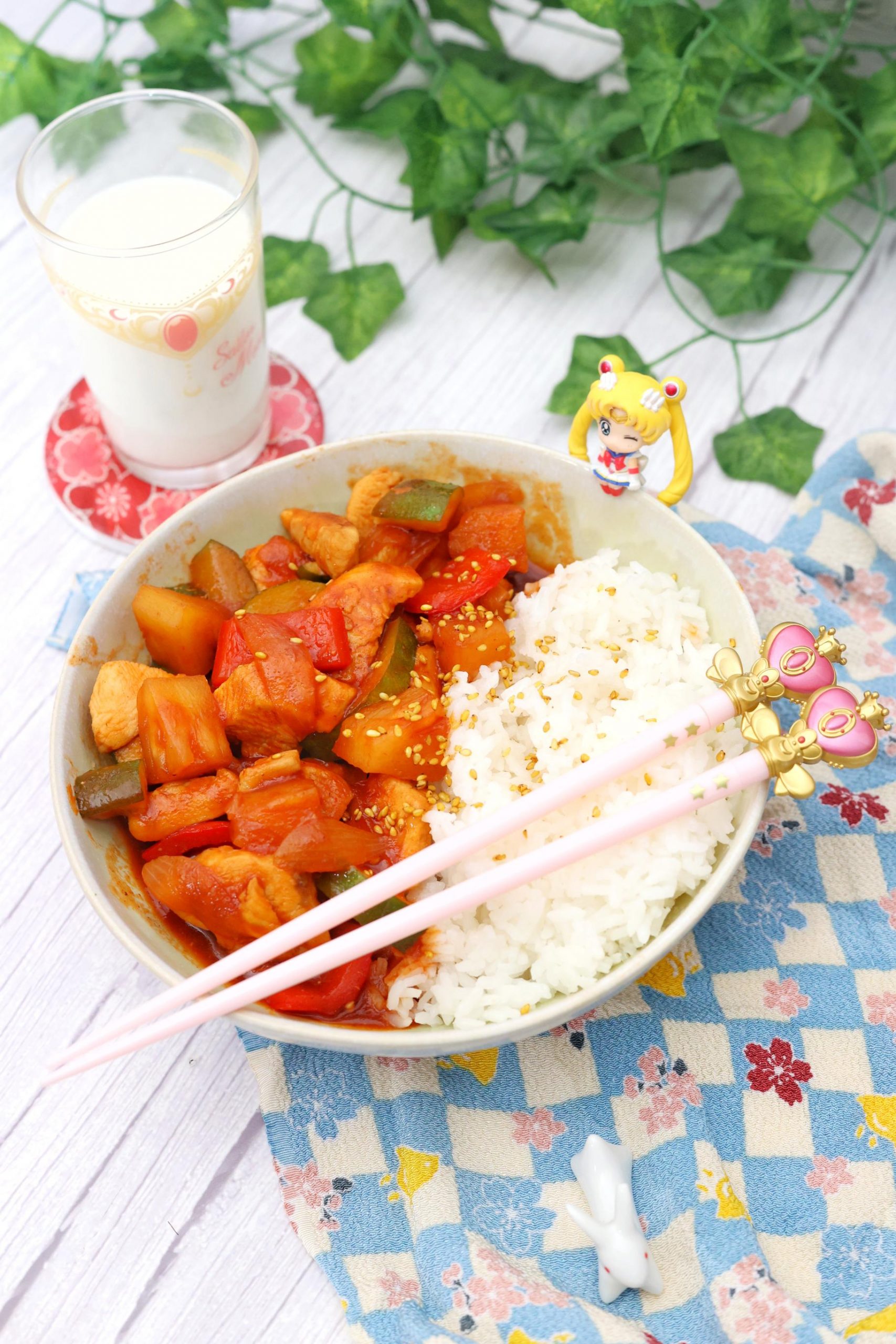Rezept: Pikantes süß-sauer Hähnchen (mit Veggie-Option)